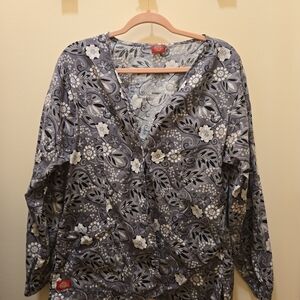 Dickies Gray Floral Scrub Top